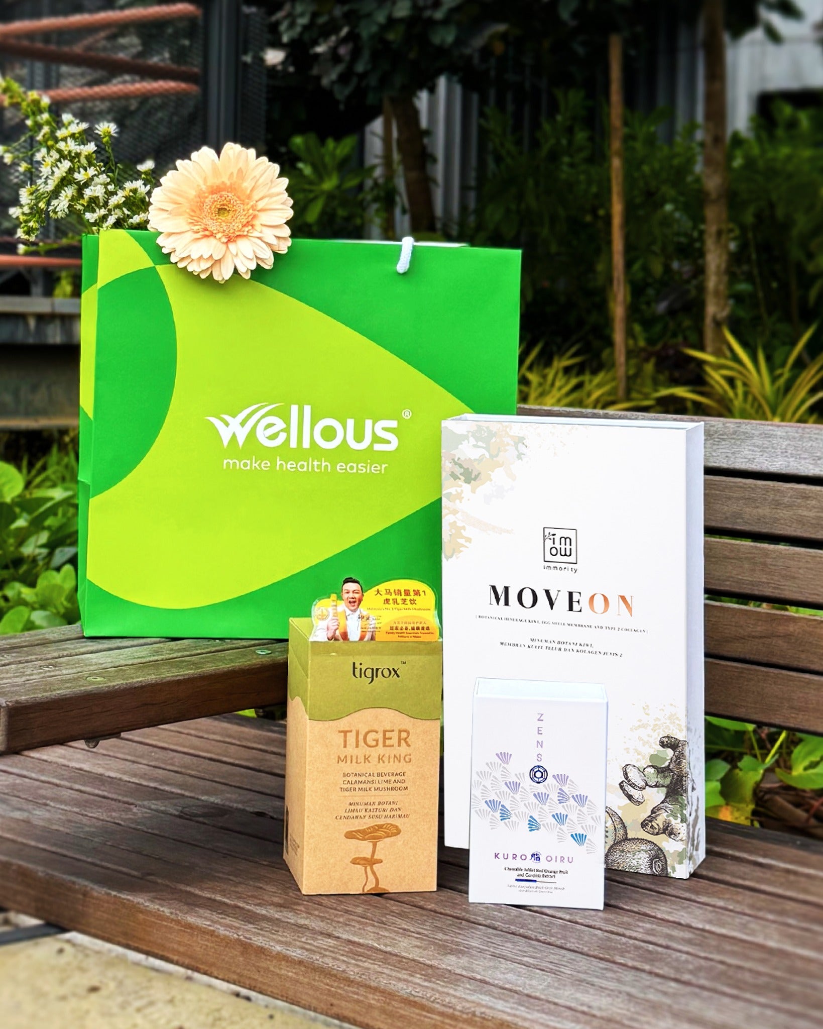 Wellous 購物袋與 TMK、MOVEON 及 KURO OIRU 產品合照